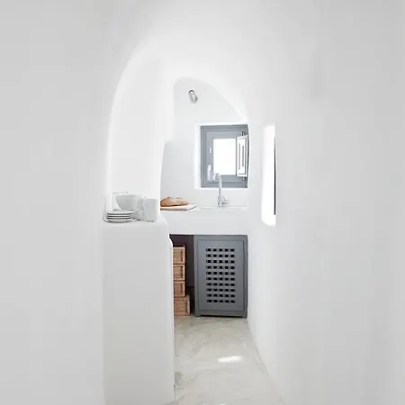 Villa White Oia (Santorini)